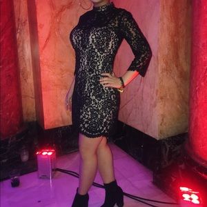 FOREVER 21 pastel pink lace long sleeve dress